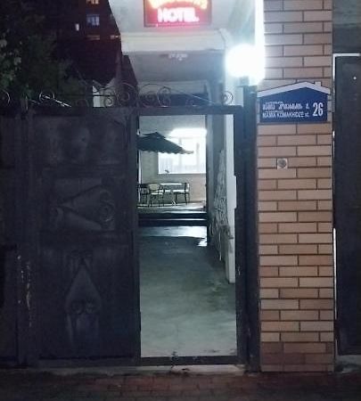 Hostel Gomani Batumi Exteriör bild