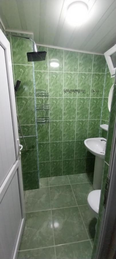 Hostel Gomani Batumi Exteriör bild