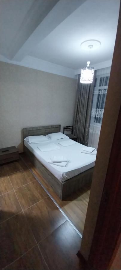 Hostel Gomani Batumi Exteriör bild