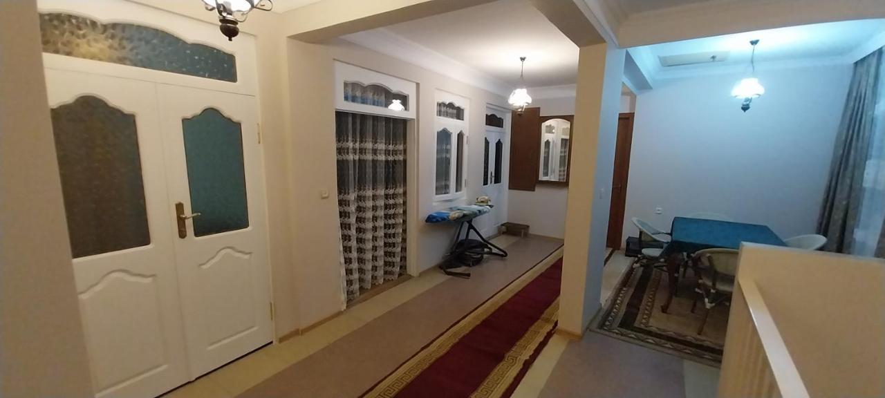 Hostel Gomani Batumi Exteriör bild